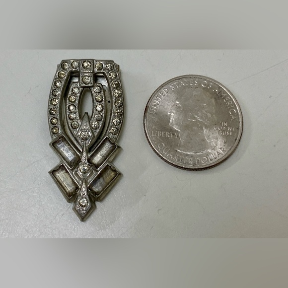 Mid Century Vintage Art Deco Silver Tone Rhinestone Clip On Brooch - Picture 6 of 12